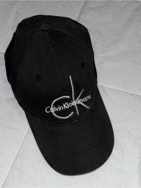 Calvin Klein Black Sueded Cotton Brim 6-Panel Hat